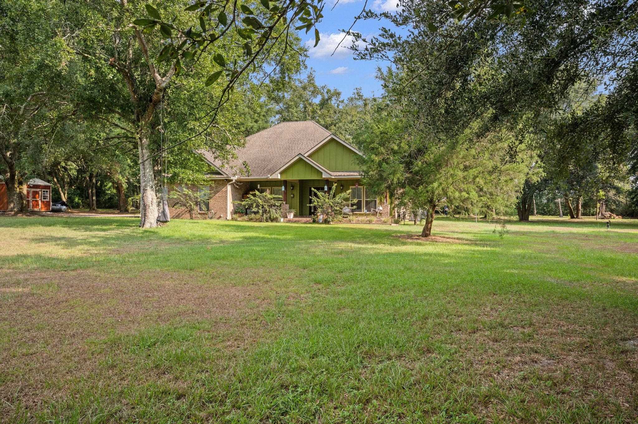 19257 Carver Lane Foley, AL 36535 - Photo 2 of 44