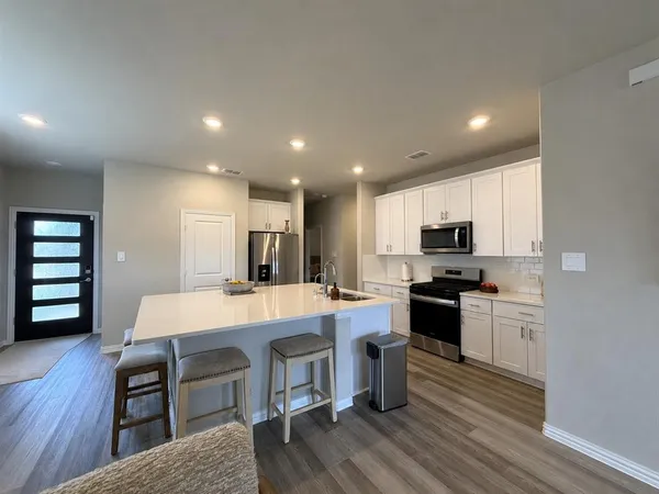 $2,300 | 205 Greenbriar Drive, McKinney, TX 75071