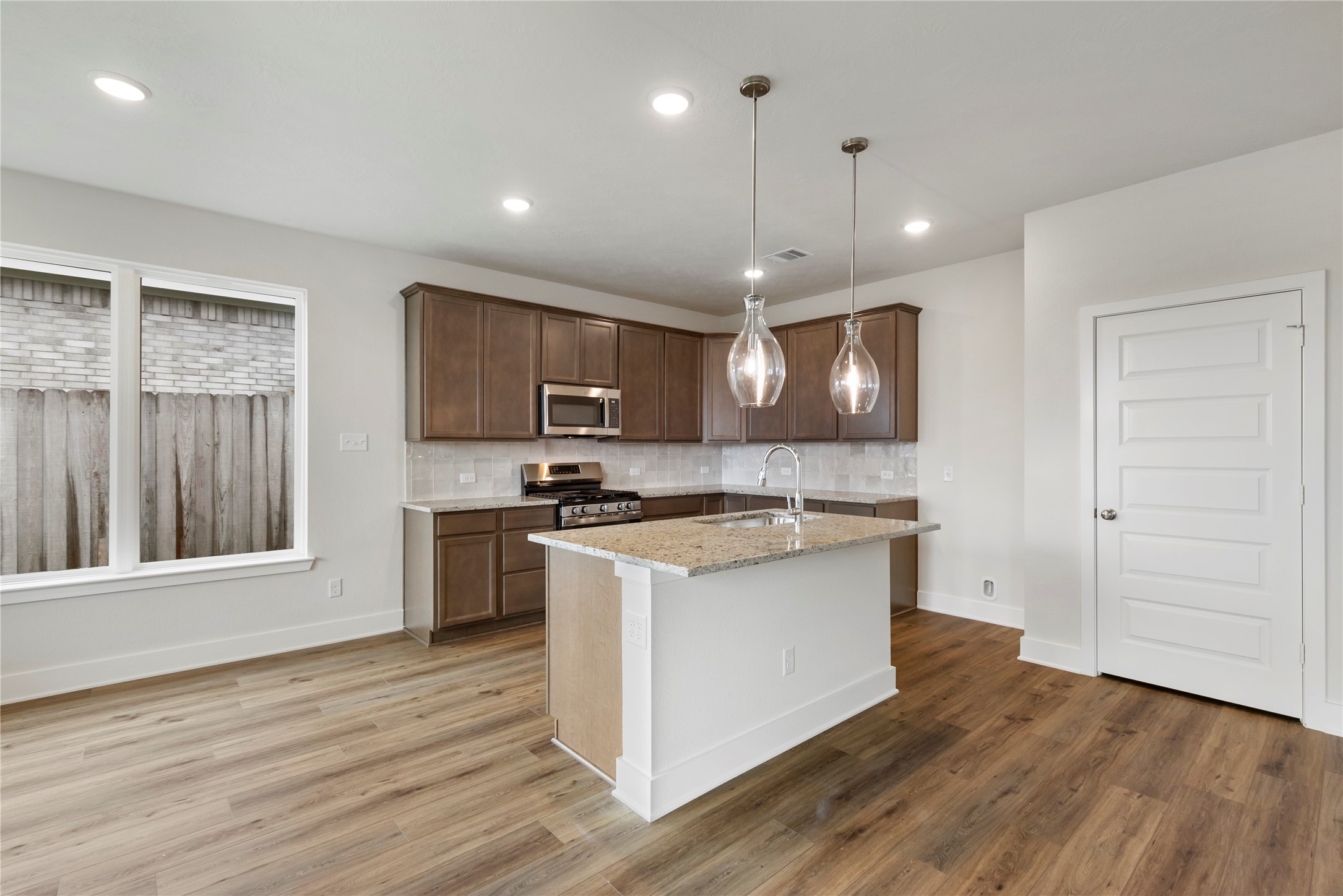 2033 Winepress Road Brenham, TX 77833 - Photo 21 of 43 Gallery Image 21