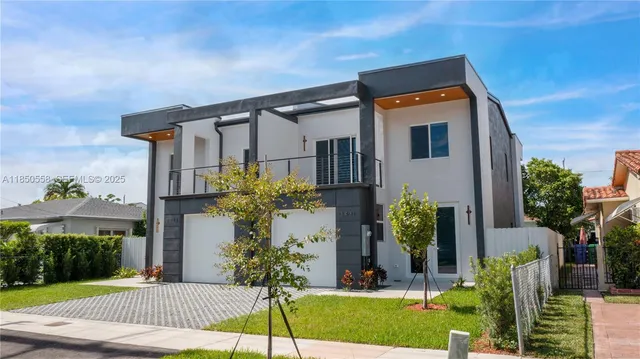 $5,700 | 3431 Southwest 16th Terrace, Unit 3431, Miami, FL 33145