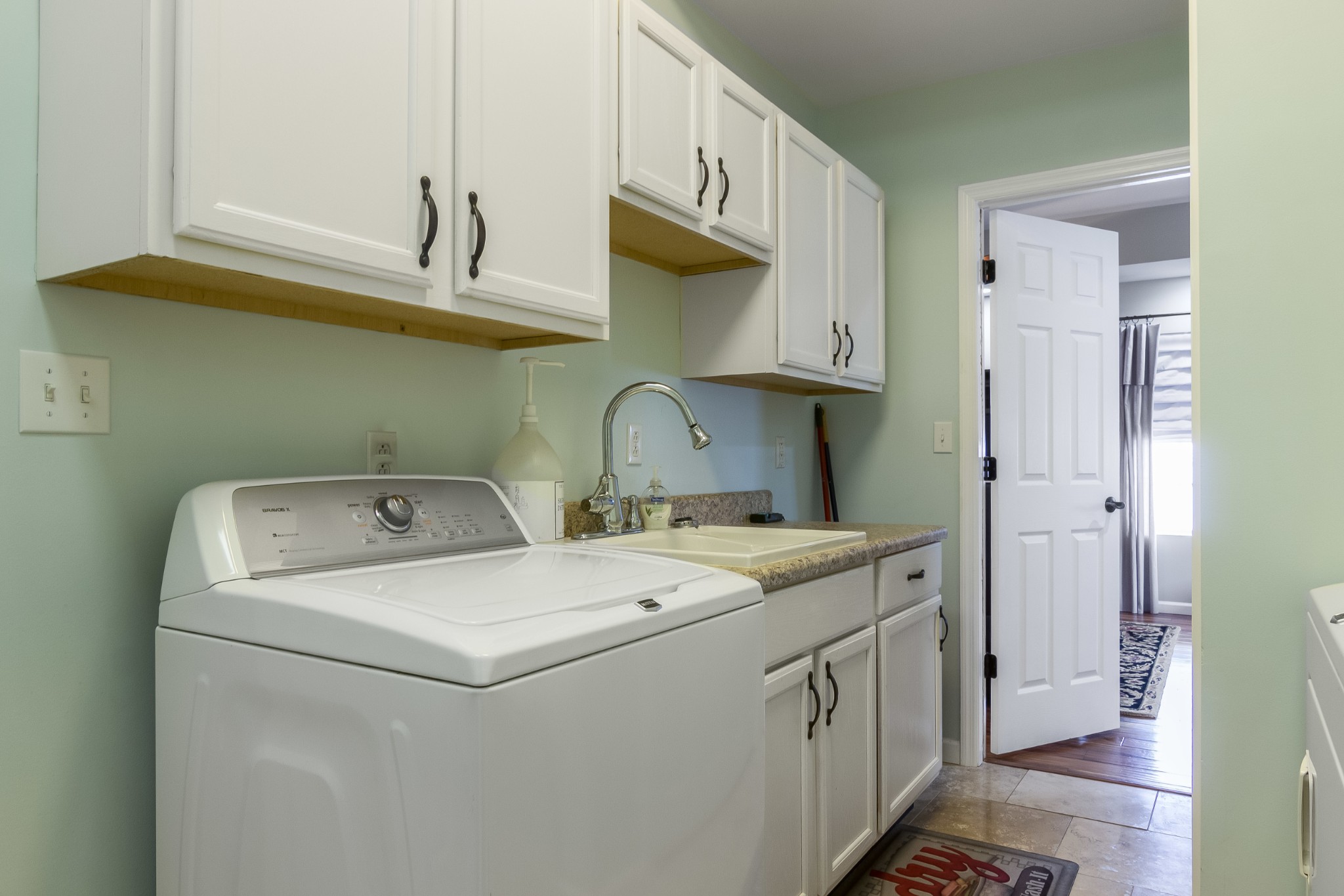 325 Osborne Road Watertown, TN 37184 - Photo 11 of 31 a utility room with dryer and washer
