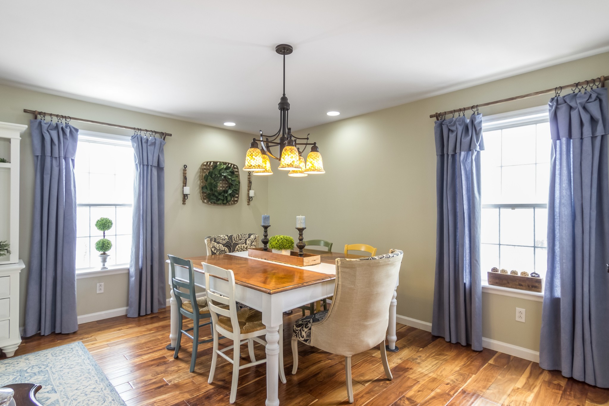 325 Osborne Road Watertown, TN 37184 - Photo 17 of 31 a view of a dining room with furniture window and wooden floor