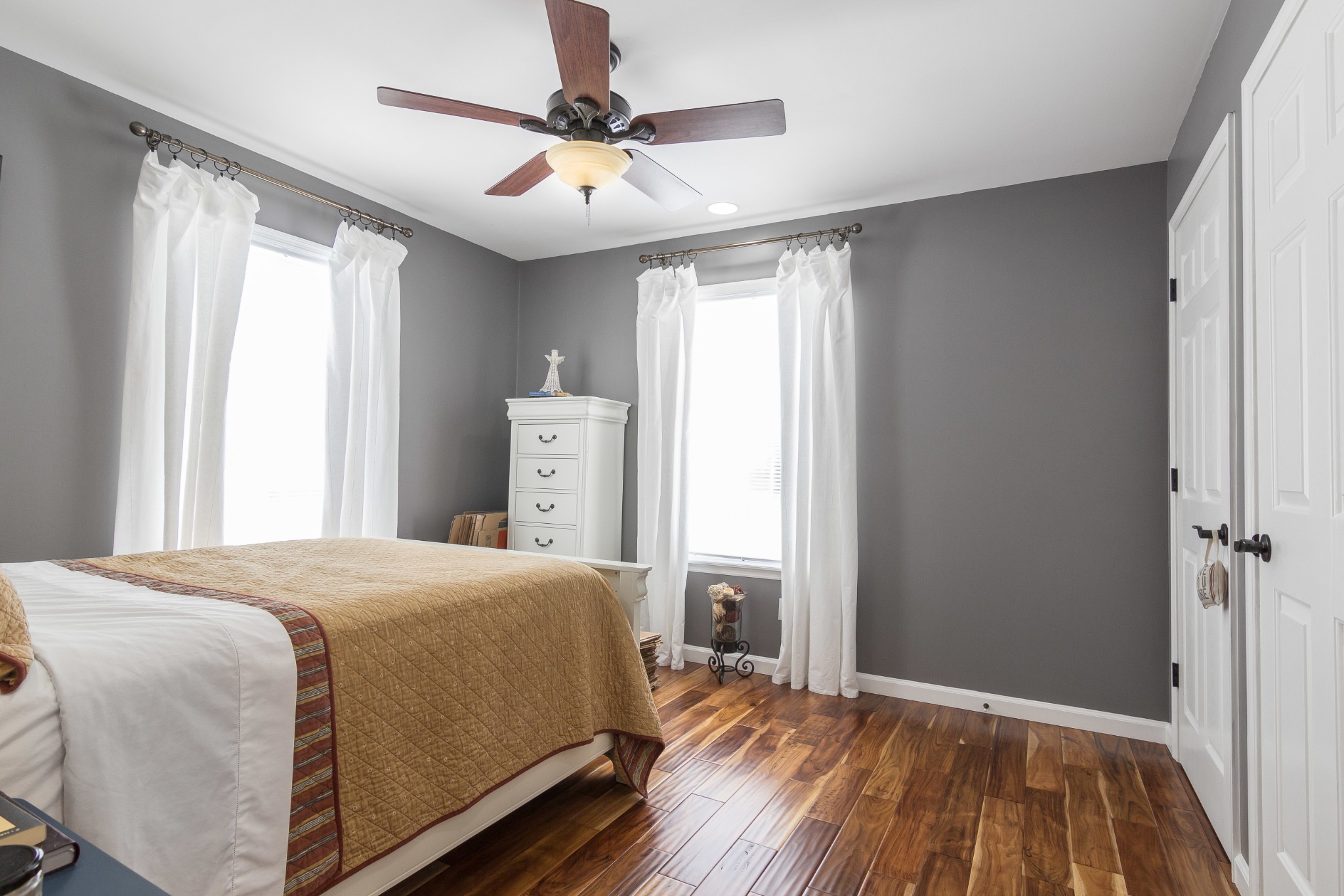 325 Osborne Road Watertown, TN 37184 - Photo 21 of 31 a bedroom with a bed and a chandelier