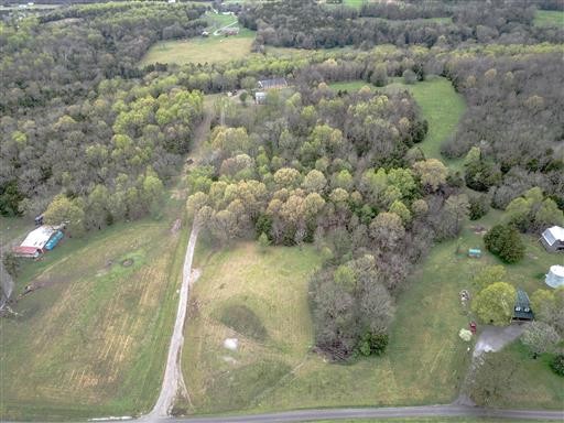 325 Osborne Road Watertown, TN 37184 - Photo 27 of 31 a view of a yard