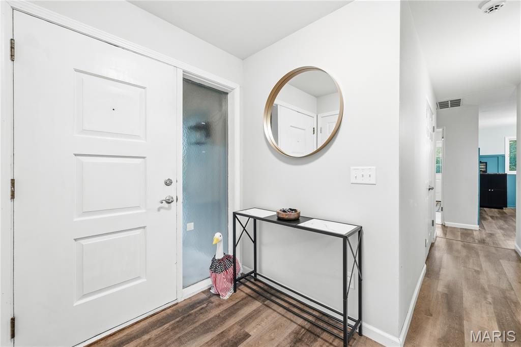 12532 Fee Fee Road St. Louis, MO 63146 - Photo 11 of 56 Gallery Image 11