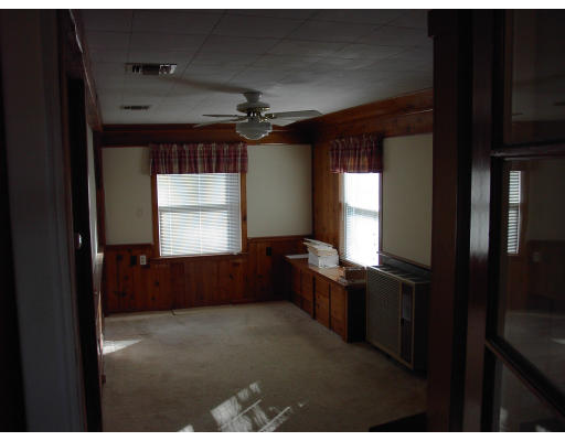 123 Tatham Hill Road West Springfield, MA 01089 - Photo 2 of 7 Gallery Image 2