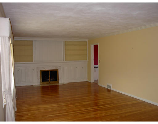 123 Tatham Hill Road West Springfield, MA 01089 - Photo 4 of 7 Gallery Image 4