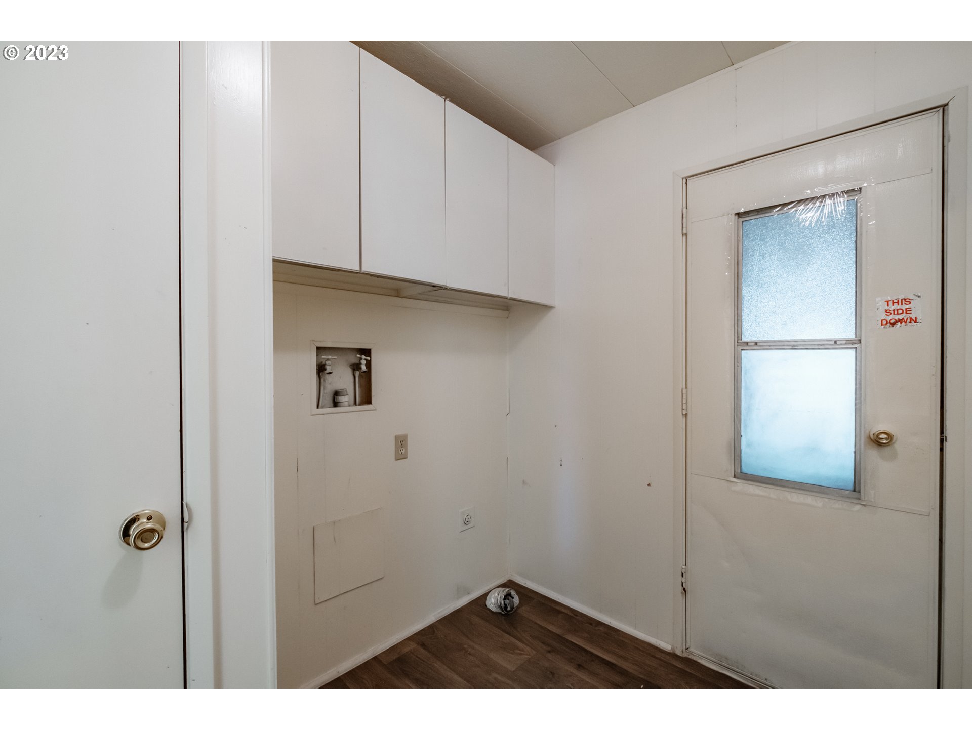24333 Vaughn Road Veneta, OR 97487 - Photo 11 of 27 a view of an empty room