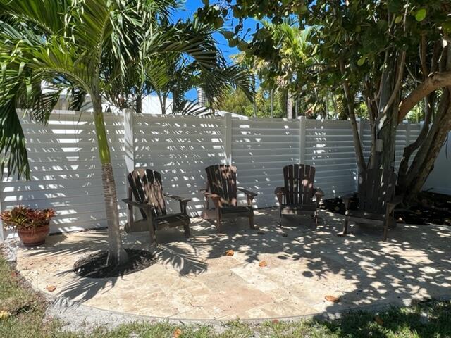 1260 Manor Drive Riviera Beach, FL 33404 - Photo 31 of 59 Extra Seating area back yard