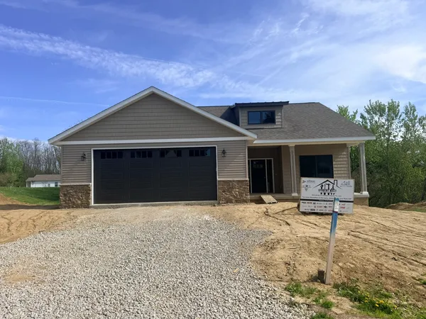 $400,000 | 3406 Covington Drive, Davenport, IA 52806