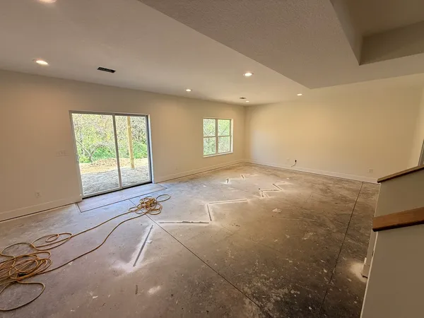 $400,000 | 3406 Covington Drive, Davenport, IA 52806