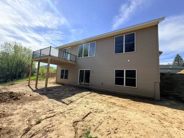 $400,000 | 3406 Covington Drive, Davenport, IA 52806