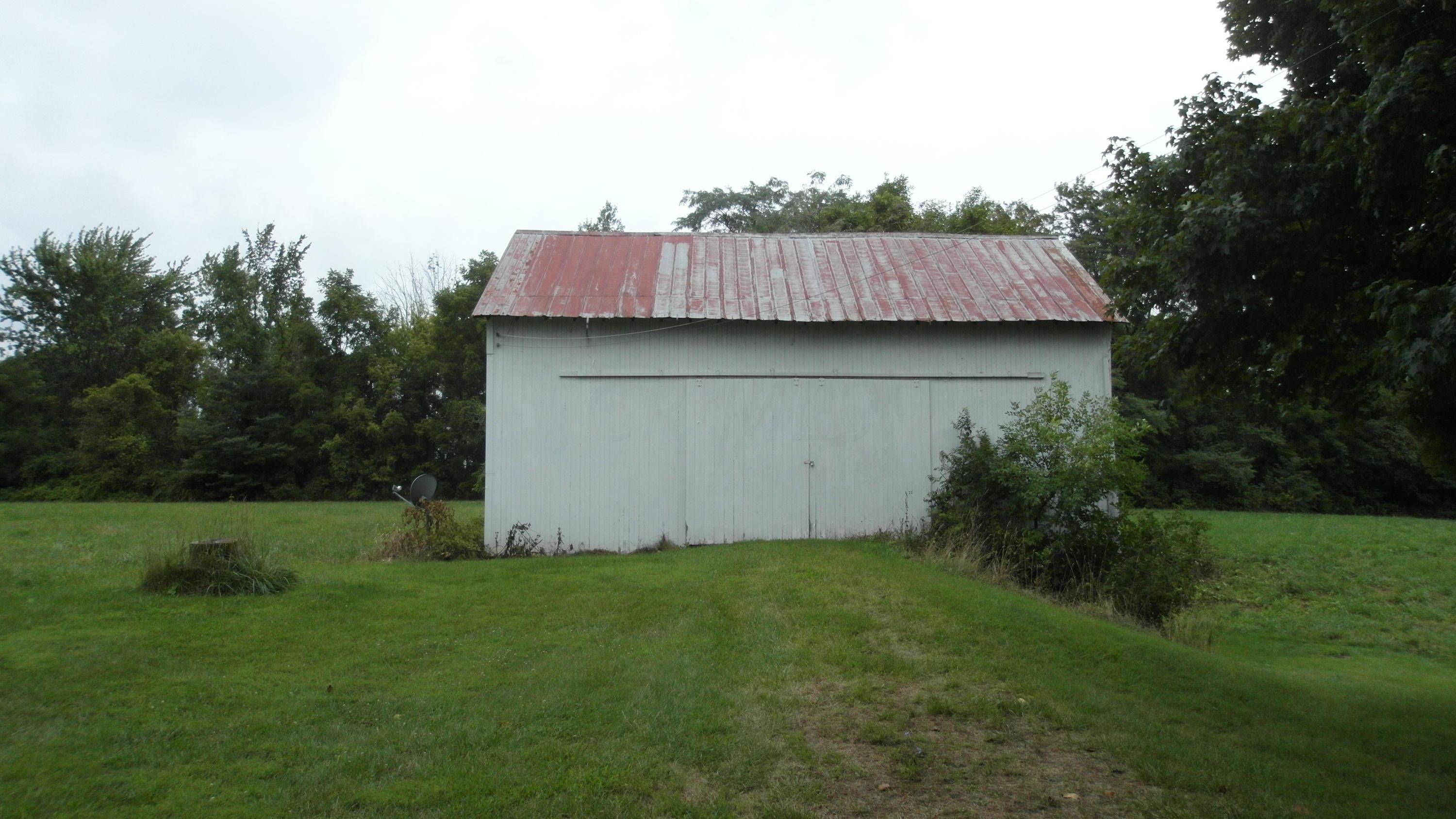 1327 London Road Delaware, OH 43015 - Photo 9 of 12 Gallery Image 9