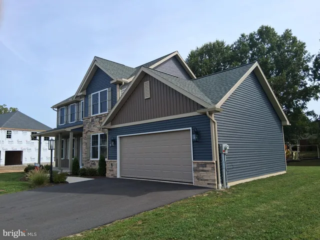 $489,000 | 594 Augusta Drive, Selinsgrove, PA 17870