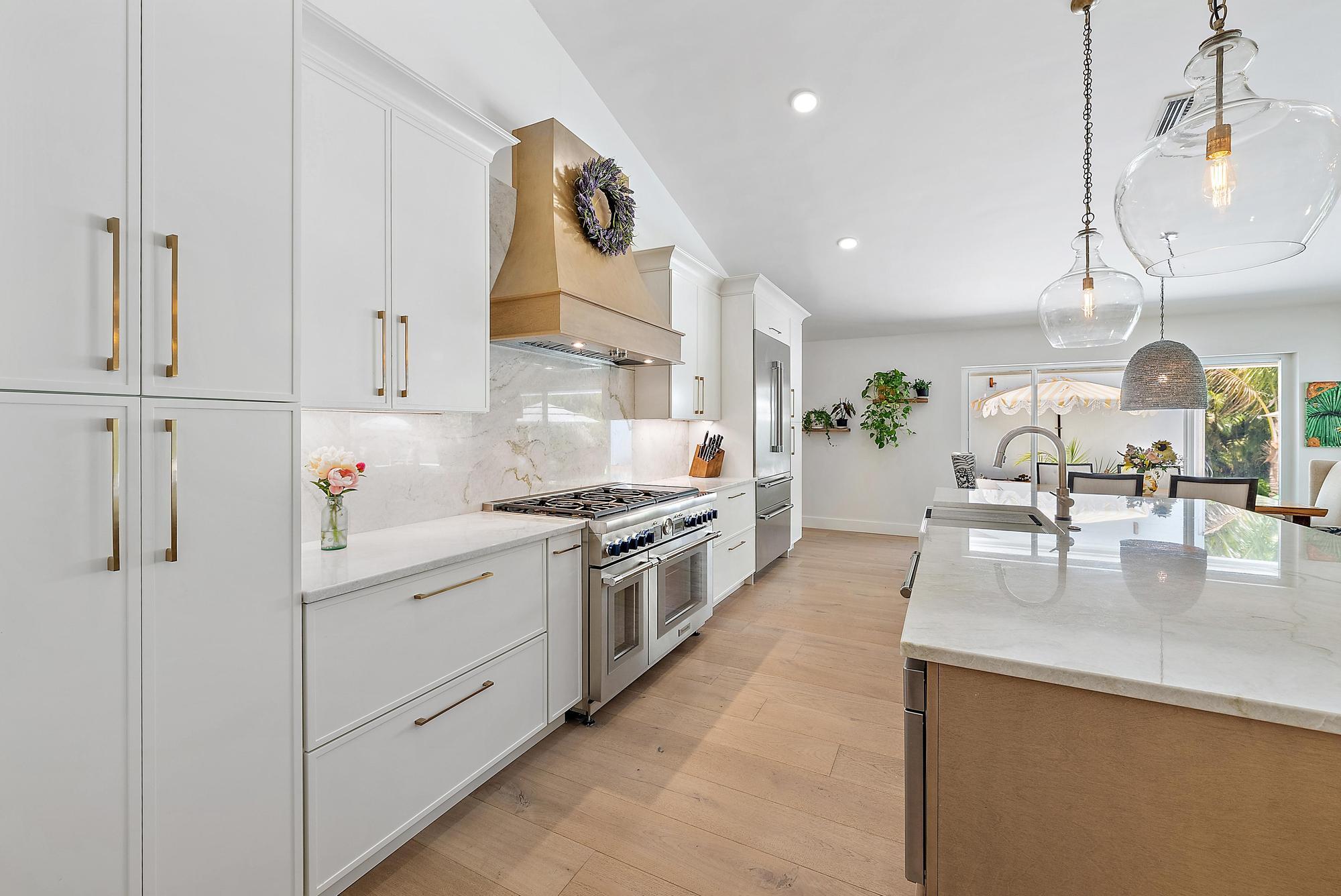 6799 Imperial Woods Road Jupiter, FL 33458 - Photo 8 of 51 Kitchen