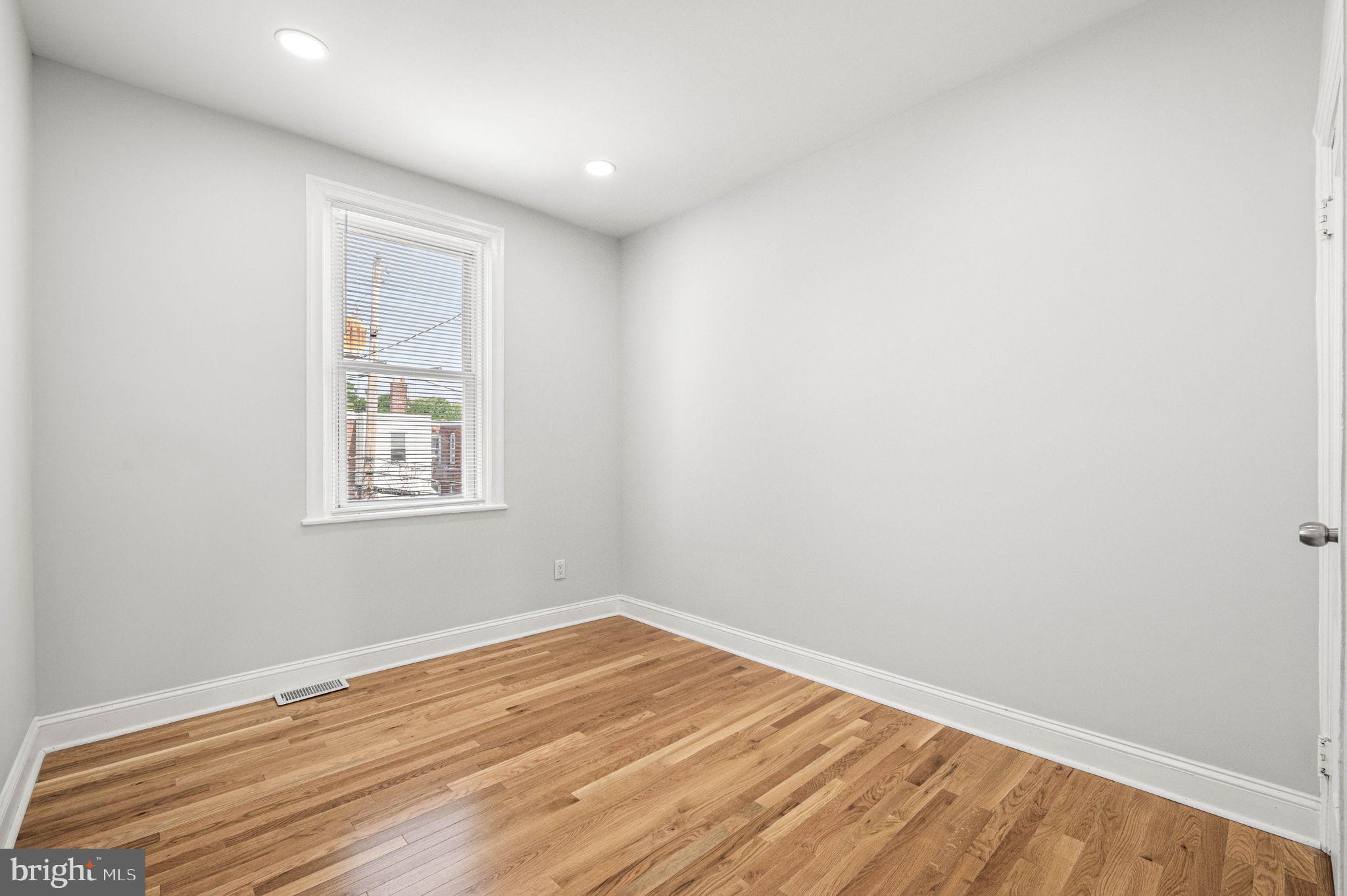 24 Sunshine Road Upper Darby, PA 19082 - Photo 18 of 35 Gallery Image 18