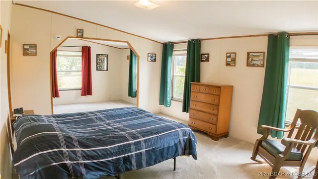 $482,000 | 34801 Drennon Chapel Drive, Edwards, MO 65326