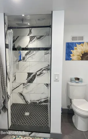 $3,000 | 210 Shore Road, Richmond, MA 01201