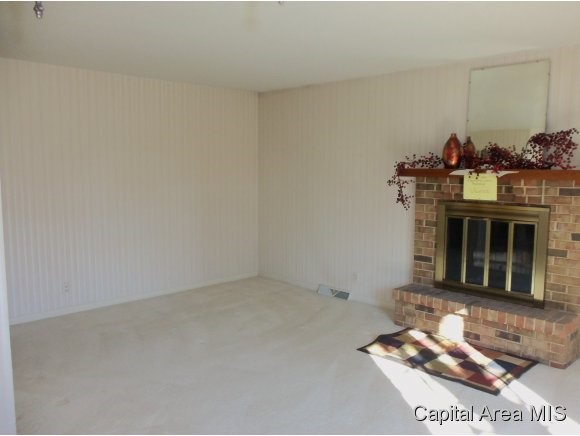 1908 Claremont Drive Springfield, IL 62703 - Photo 6 of 22