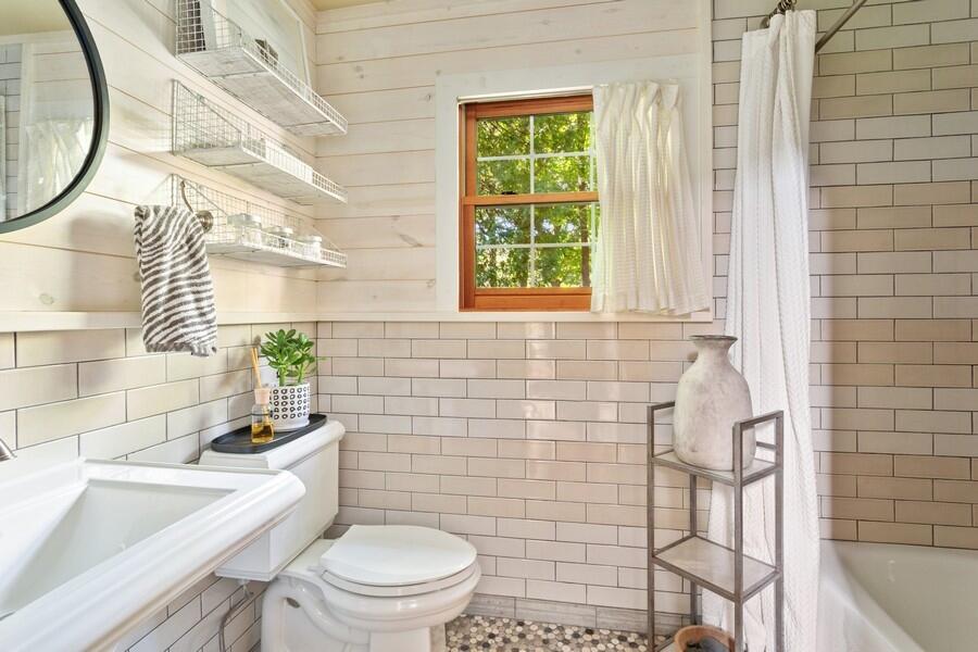 6887 West Youngren Road Three Oaks, MI 49128 - Photo 42 of 51 Bathroom