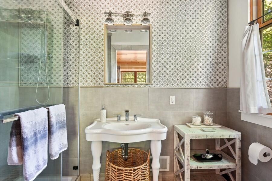 6887 West Youngren Road Three Oaks, MI 49128 - Photo 7 of 51 Primary Bathroom