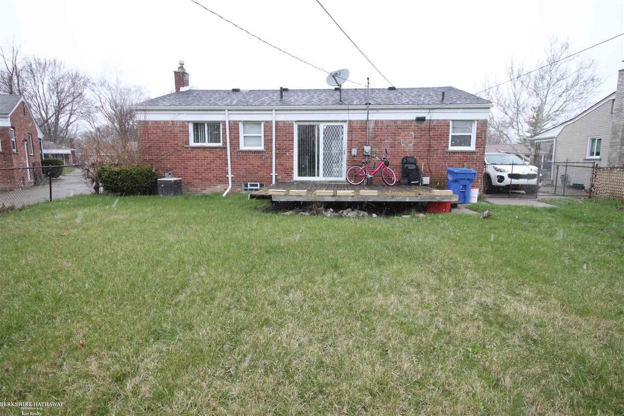3614 Rome Avenue Warren, MI 48091 - Photo 27 of 27 50071116-28.JPG