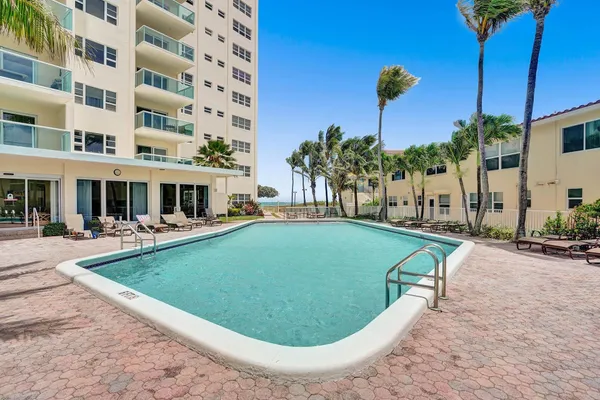 $2,600 | 6000 North Ocean Boulevard, Unit 11E, Lauderdale-by-the-Sea, FL 33308