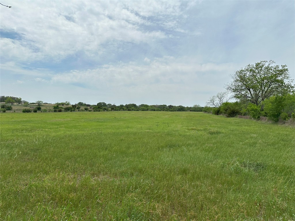 330 Bertram Tx 78605 Bertram, TX 78605 - Photo 6 of 8 a view of a field with an ocean