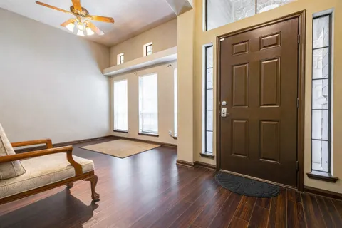 $250,000 | 940 Oak Lynn Drive, Conroe, TX 77378