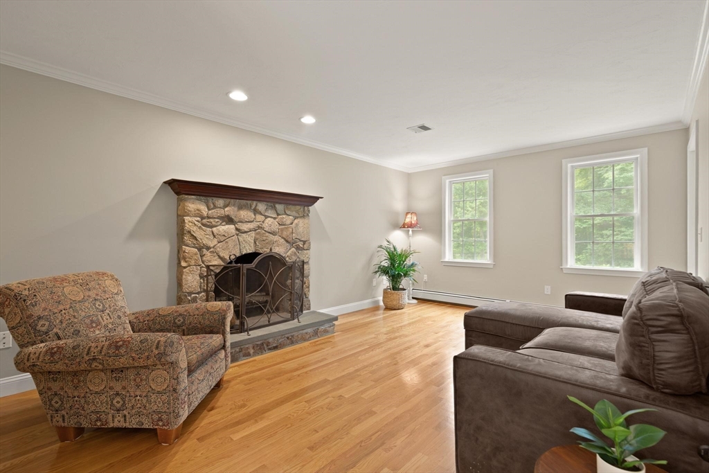5 Winchester Road Medway, MA 02053 - Photo 21 of 42