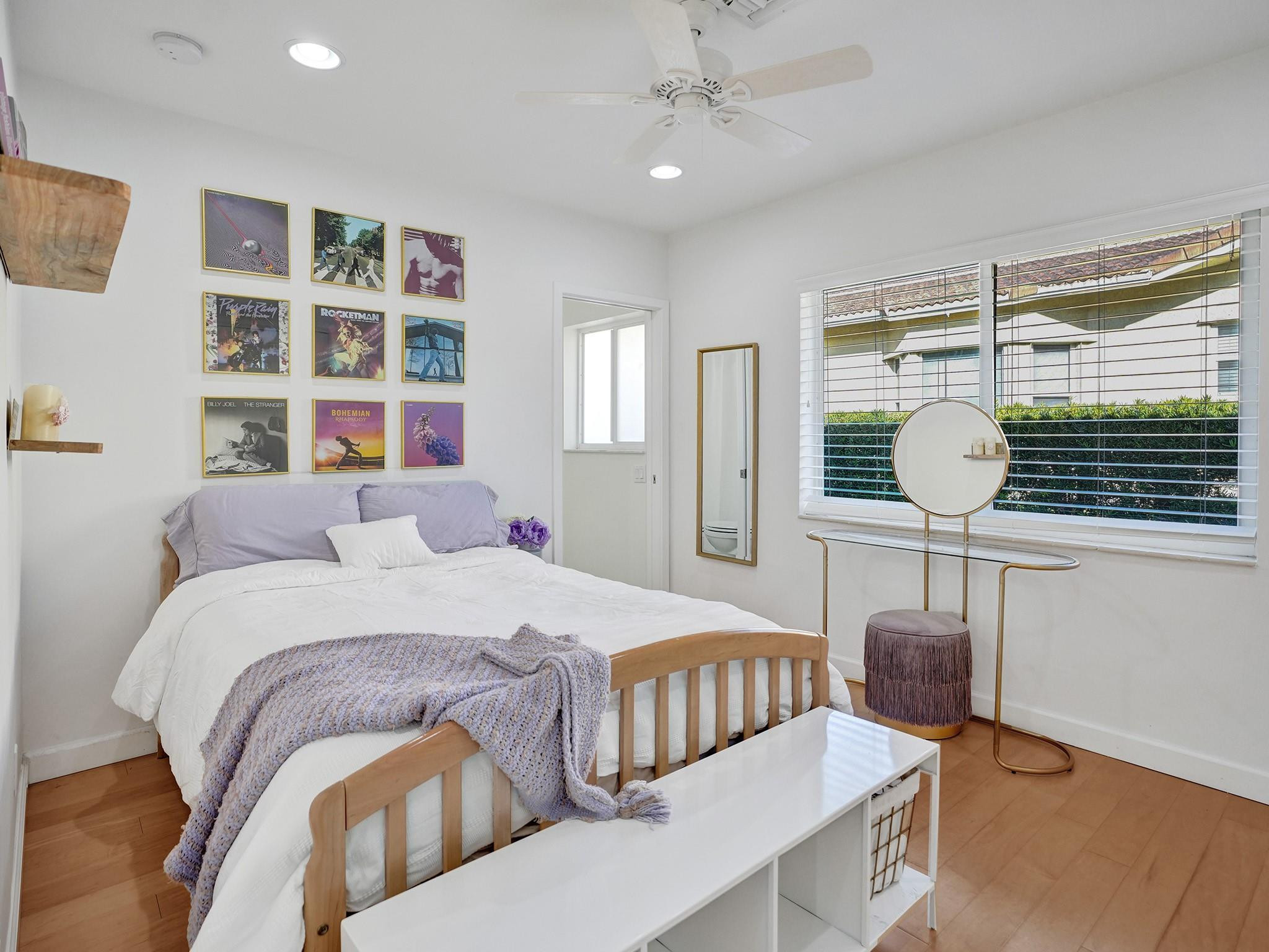 5 Gatehouse Road Sea Ranch Lakes, FL 33308 - Photo 19 of 33 Photo 19