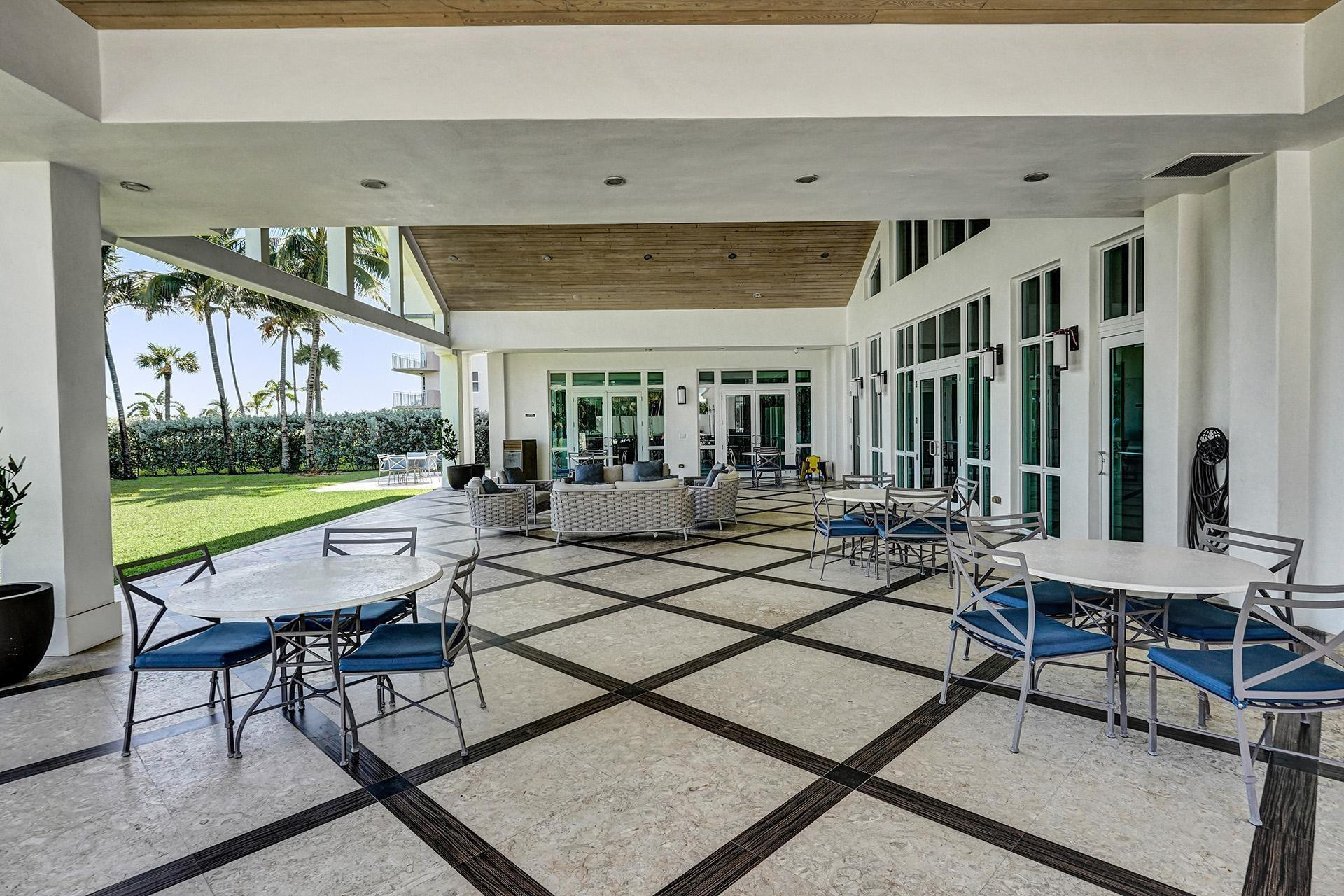 5 Gatehouse Road Sea Ranch Lakes, FL 33308 - Photo 29 of 33 Beach Club