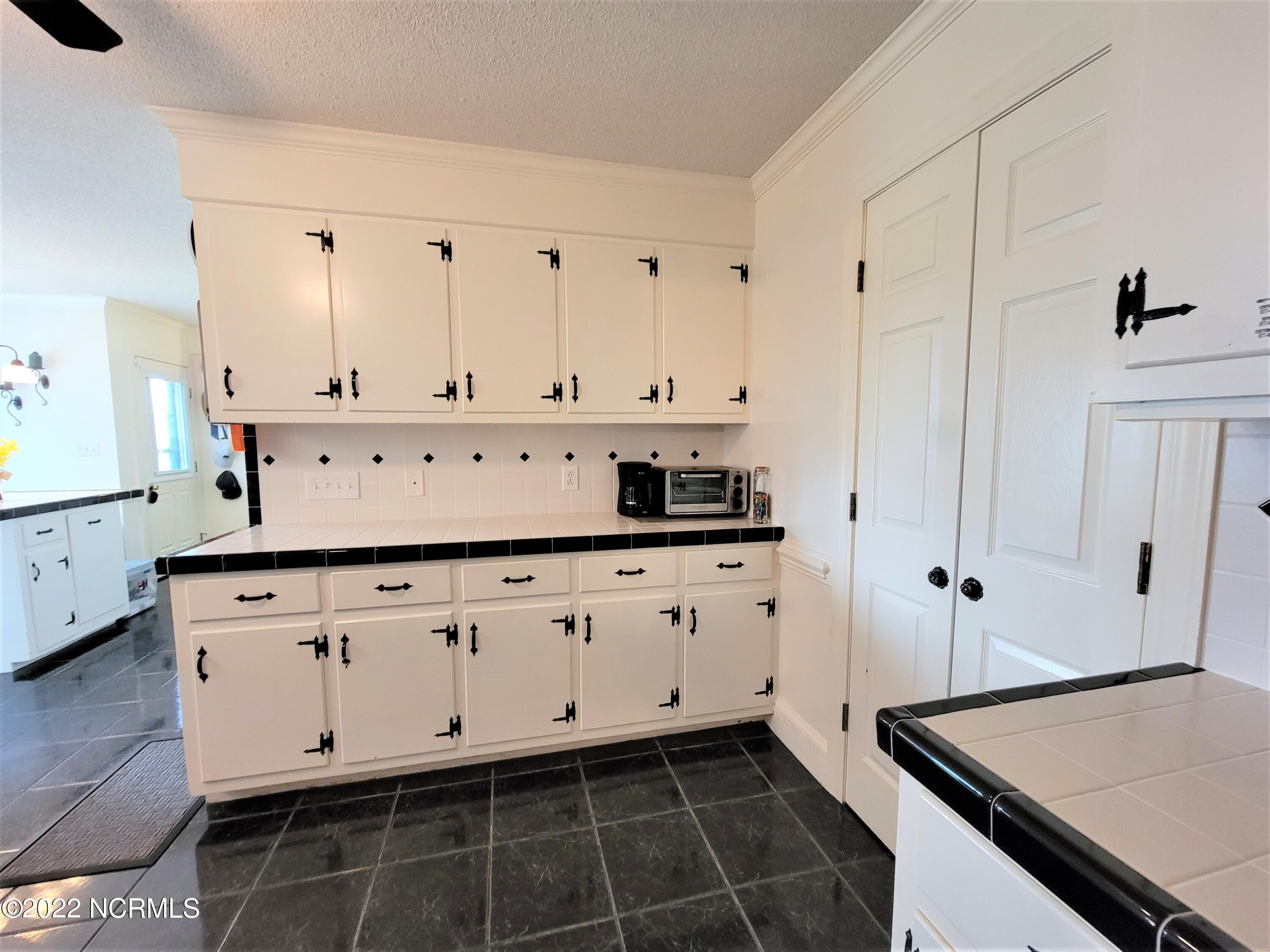 525 Forlines Road Winterville, NC 28590 - Photo 20 of 33 20220610_174101b