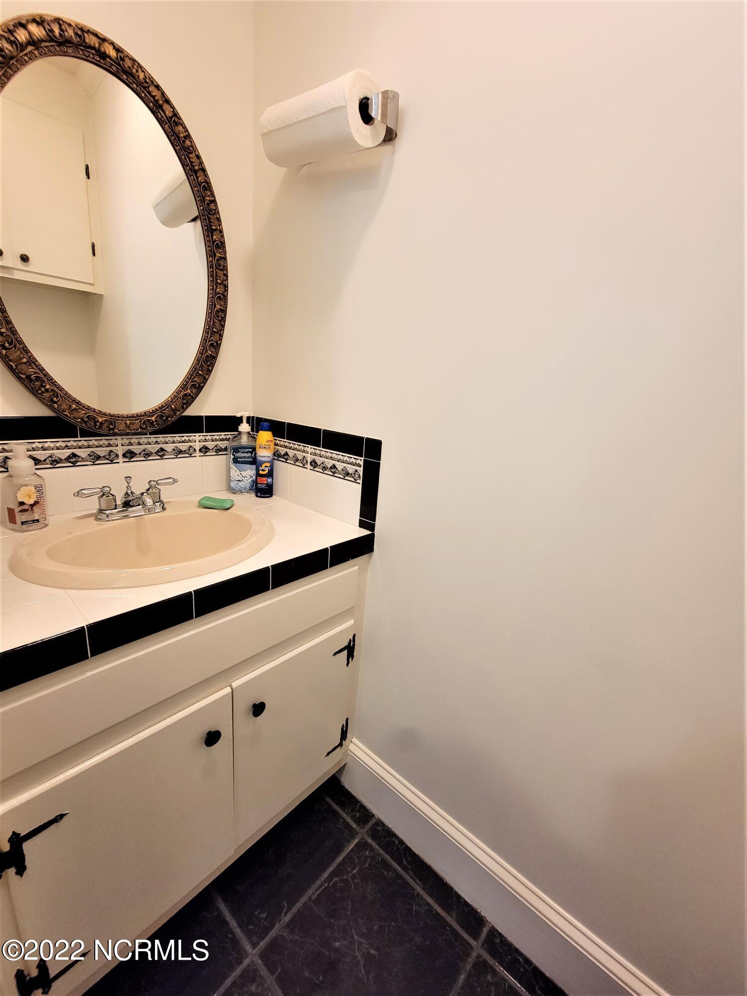 525 Forlines Road Winterville, NC 28590 - Photo 28 of 33 20220610_174341b