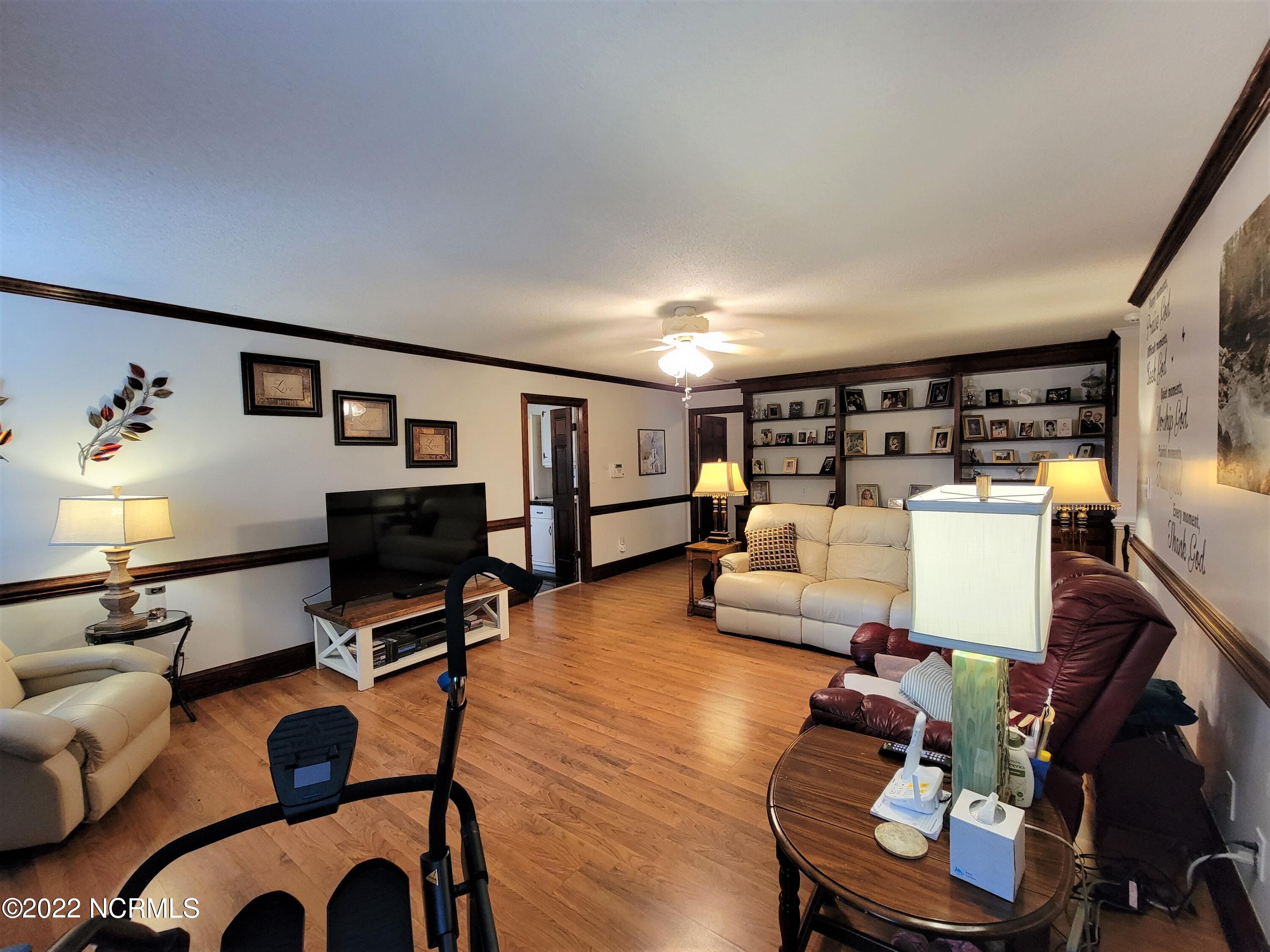525 Forlines Road Winterville, NC 28590 - Photo 5 of 33 20220610_172527b