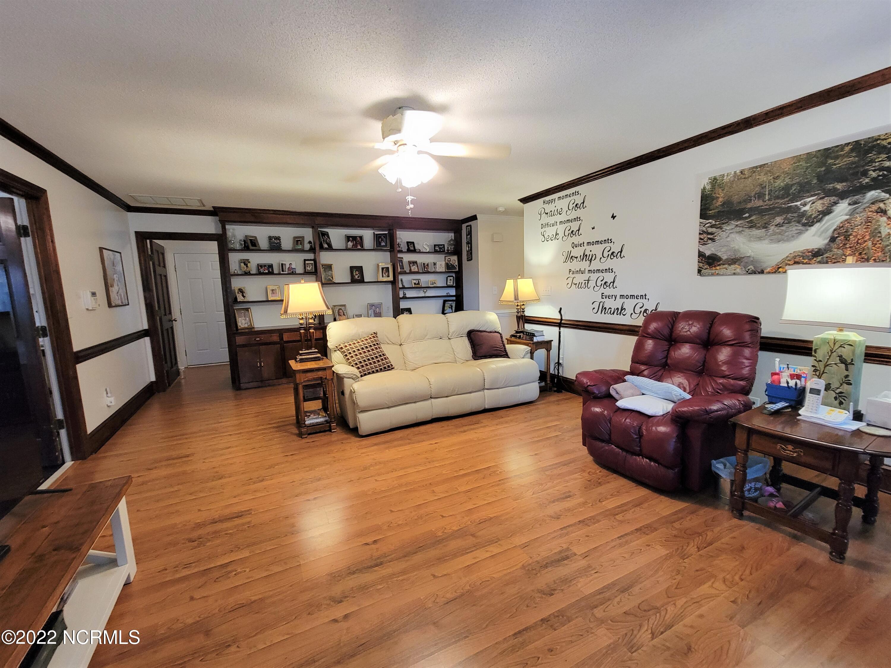 525 Forlines Road Winterville, NC 28590 - Photo 6 of 33 20220610_172508b