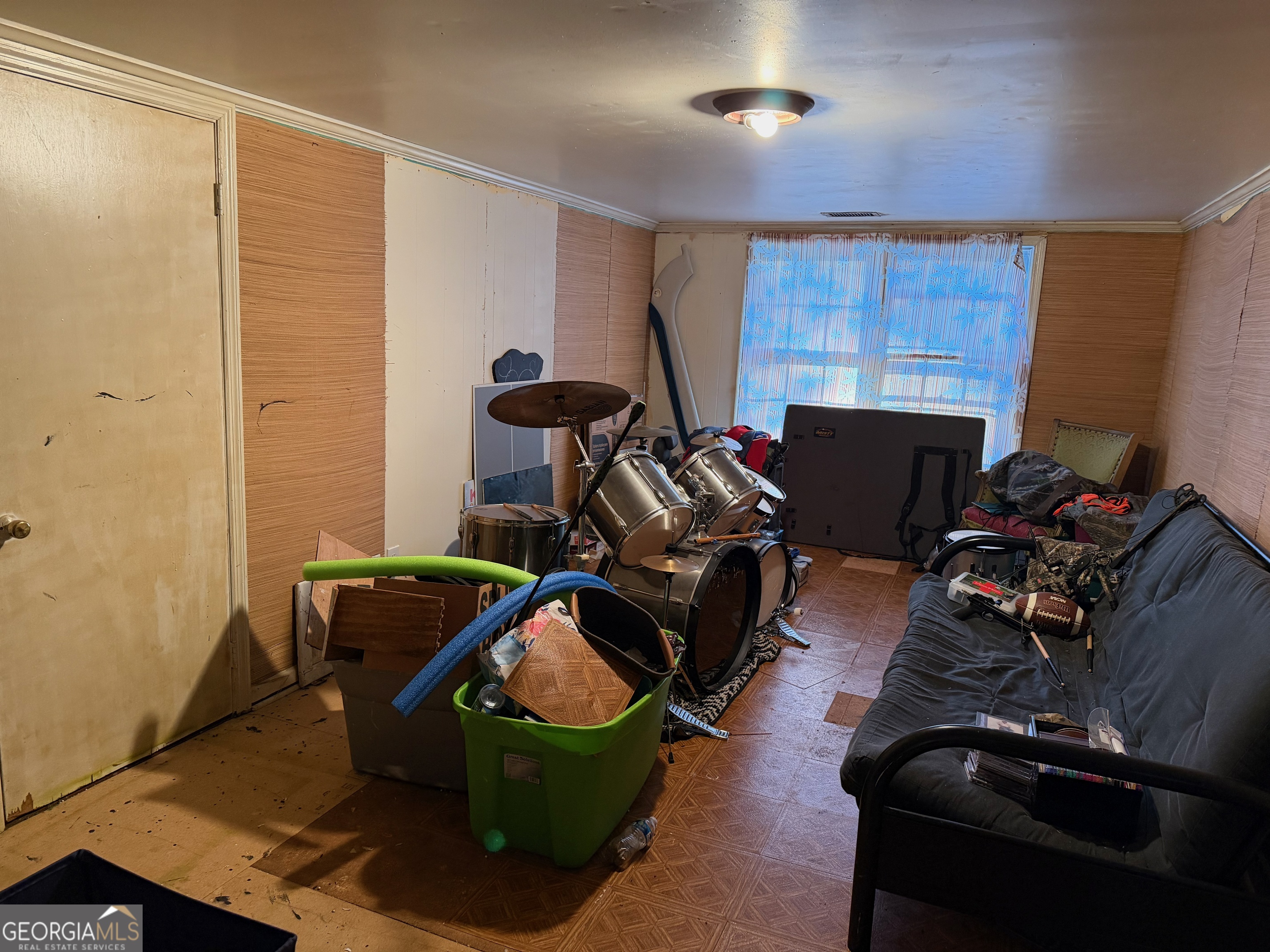 710 Armstrong Mill Road Franklin, GA 30217 - Photo 12 of 19 a room with furniture gym equipment and a mirror