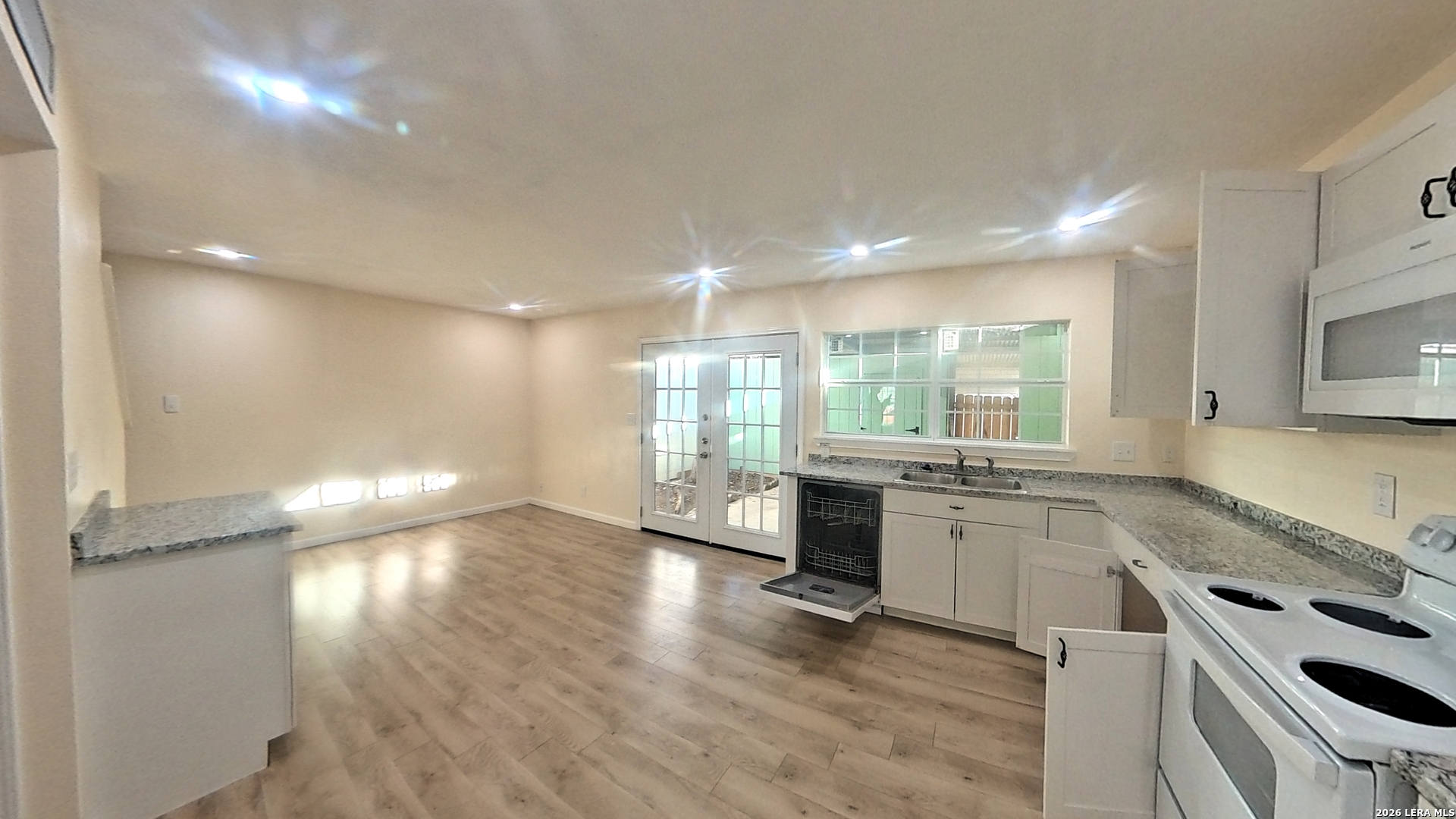 6514 Spring Manor Street San Antonio, TX 78249 - Photo 8 of 31