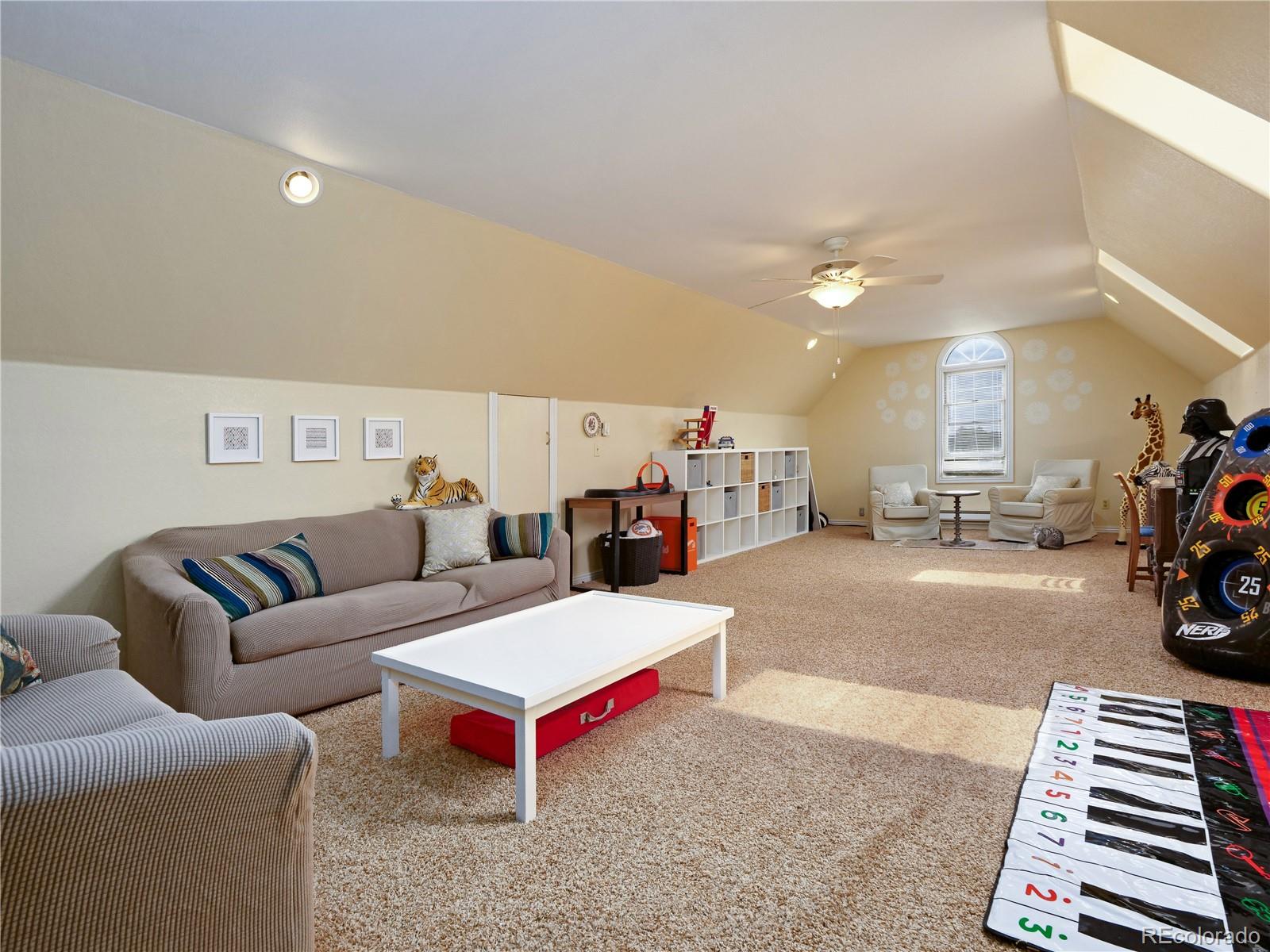 1493 Deerpath Road Franktown, CO 80116 - Photo 21 of 40 Gallery Image 21