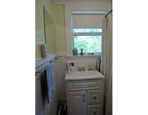 129 Dudley Road Wayland, MA 01778 - Photo 9 of 11 Gallery Image 9