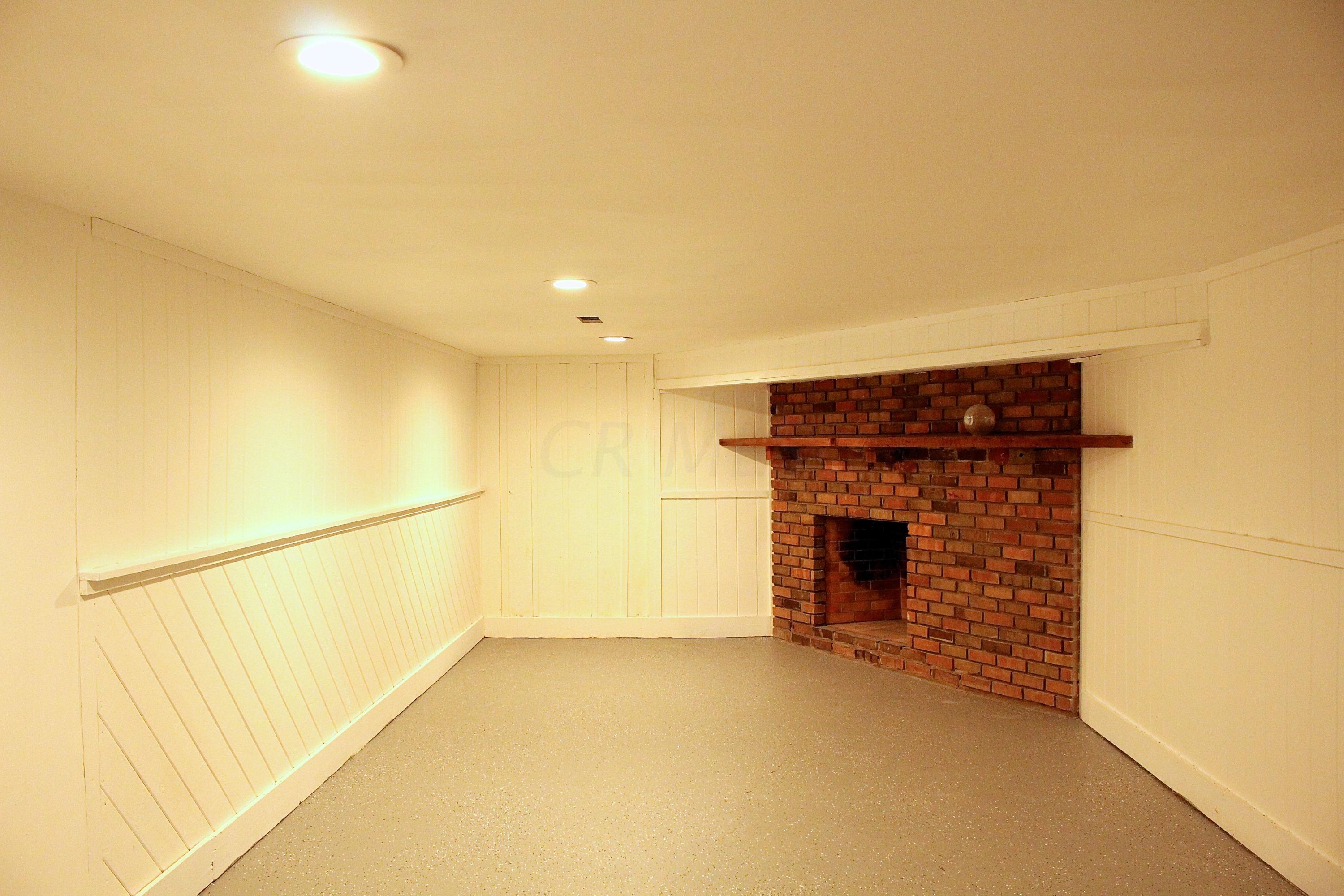 5616 Sinclair Road Columbus, OH 43229 - Photo 10 of 34 Gallery Image 10