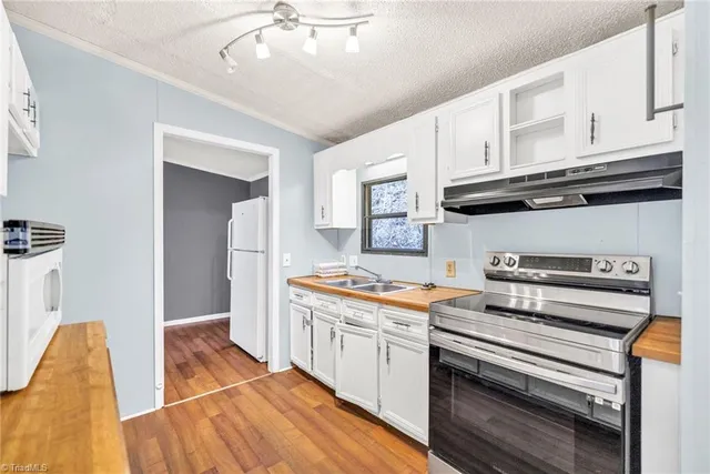 $179,900 | 3303 Old Highway 16, Lansing, NC 28643