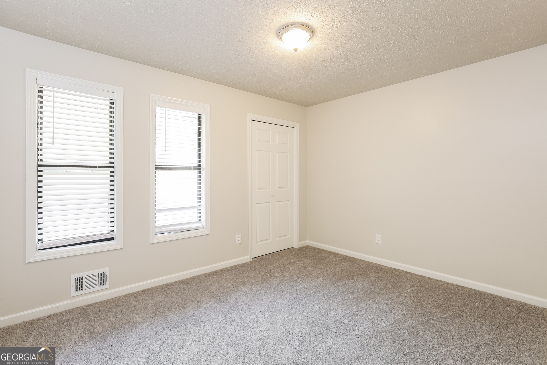 4771 North Springs Road Northwest Kennesaw, GA 30144 - Photo 12 of 17