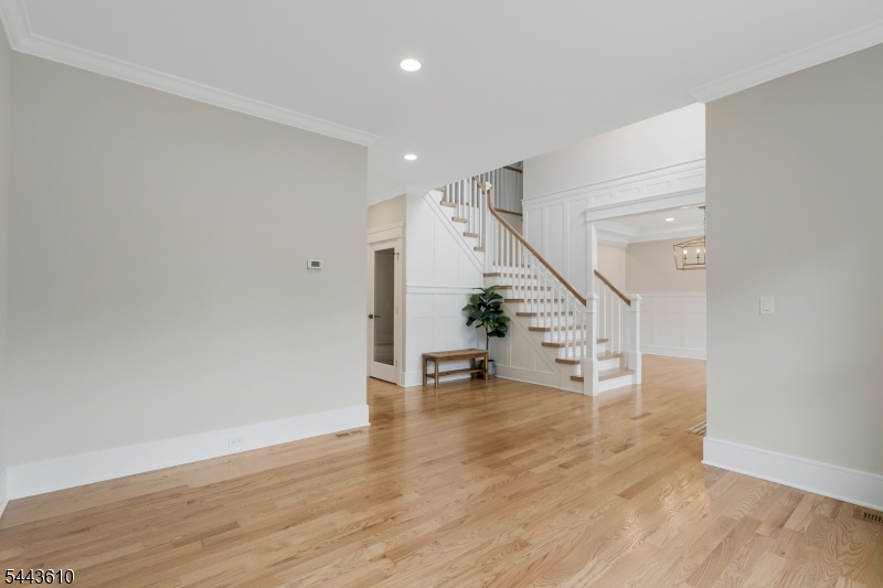 752 Valley Road Gillette, NJ 07933 - Photo 6 of 50