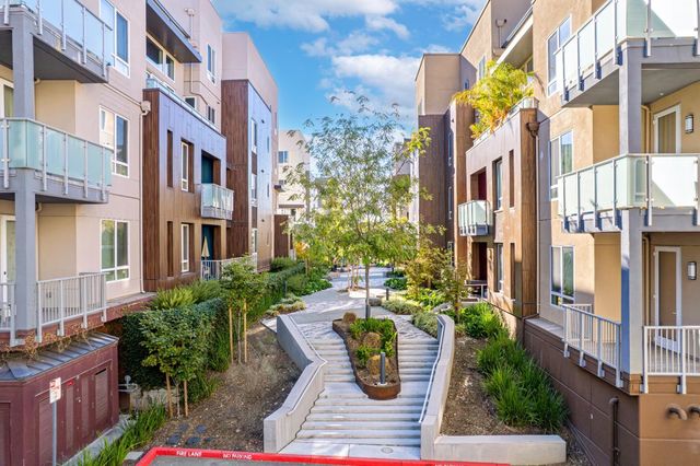 $1,208,000 | 2358 Velocity Common, Unit 206, Fremont, CA 94539