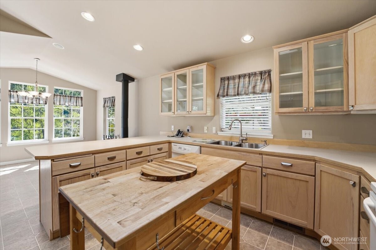 8831 Entiat River Road Entiat, WA 98822 - Photo 12 of 40