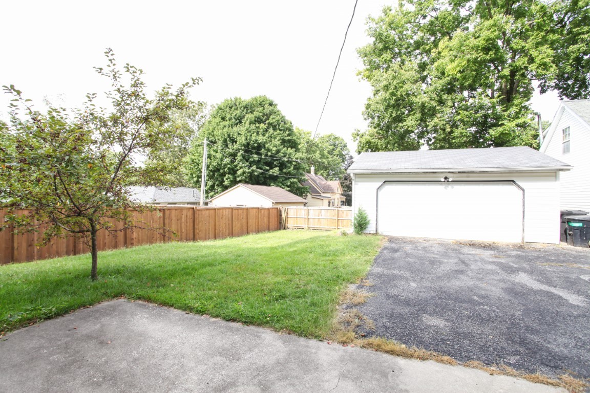 1115 Broadway Normal, IL 61761 - Photo 24 of 28 Gallery Image 24