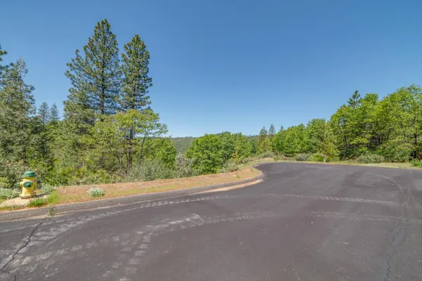 $175,000 | 241 Red Apple Drive, Murphys, CA 95247