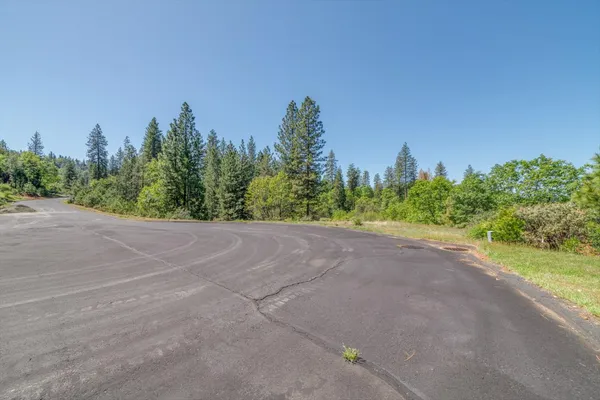 $175,000 | 241 Red Apple Drive, Murphys, CA 95247