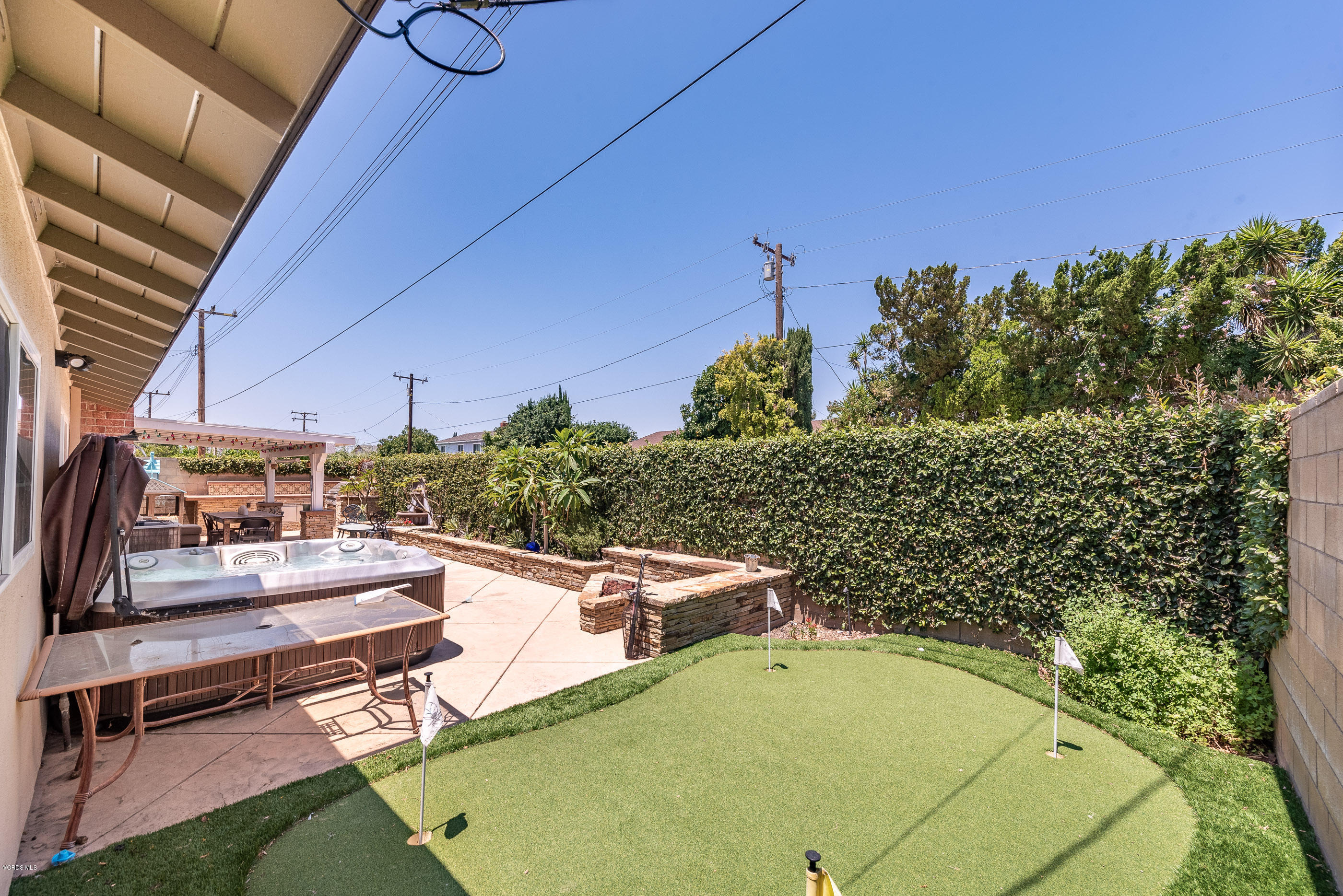 2155 Cheam Avenue Simi Valley, CA 93063 - Photo 26 of 38 2155 Cheam Ave Simi Valley-29